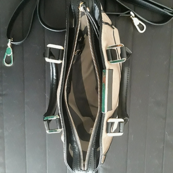 Kate Landry Crocodile Faux Leather  Hand Bag with Shoulder Strap - Picture 4 of 11